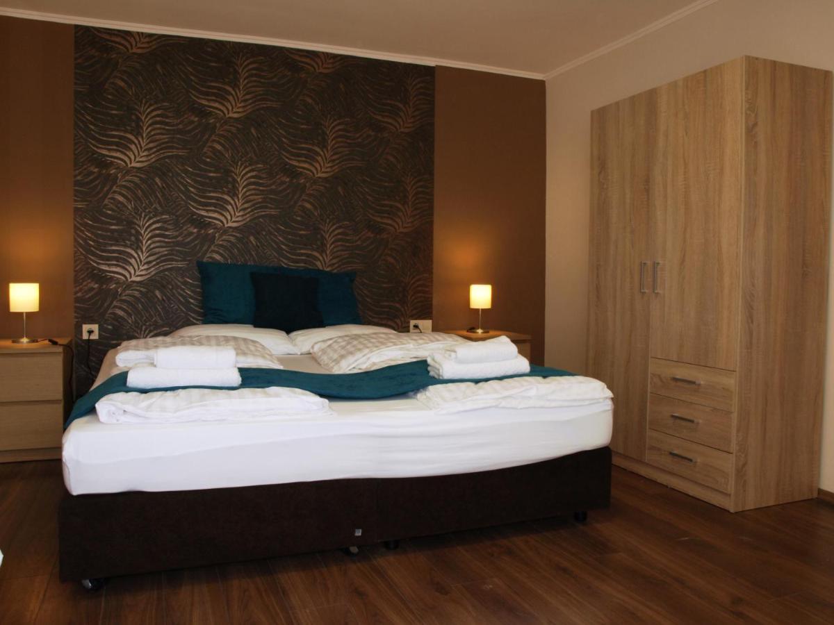 Garden Club Panzio Bed & Breakfast Balatonmáriafürdő Dış mekan fotoğraf