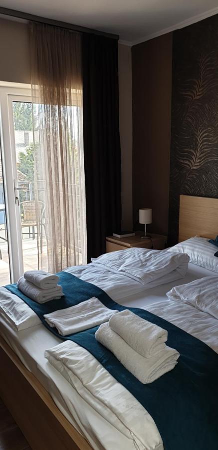Garden Club Panzio Bed & Breakfast Balatonmáriafürdő Dış mekan fotoğraf