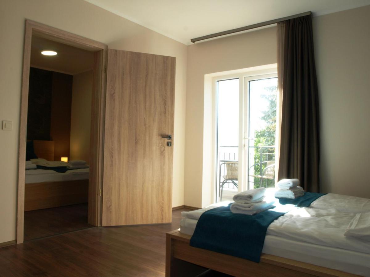 Garden Club Panzio Bed & Breakfast Balatonmáriafürdő Dış mekan fotoğraf