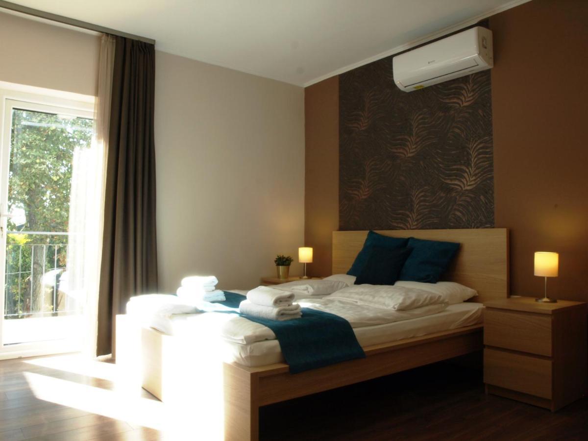 Garden Club Panzio Bed & Breakfast Balatonmáriafürdő Dış mekan fotoğraf