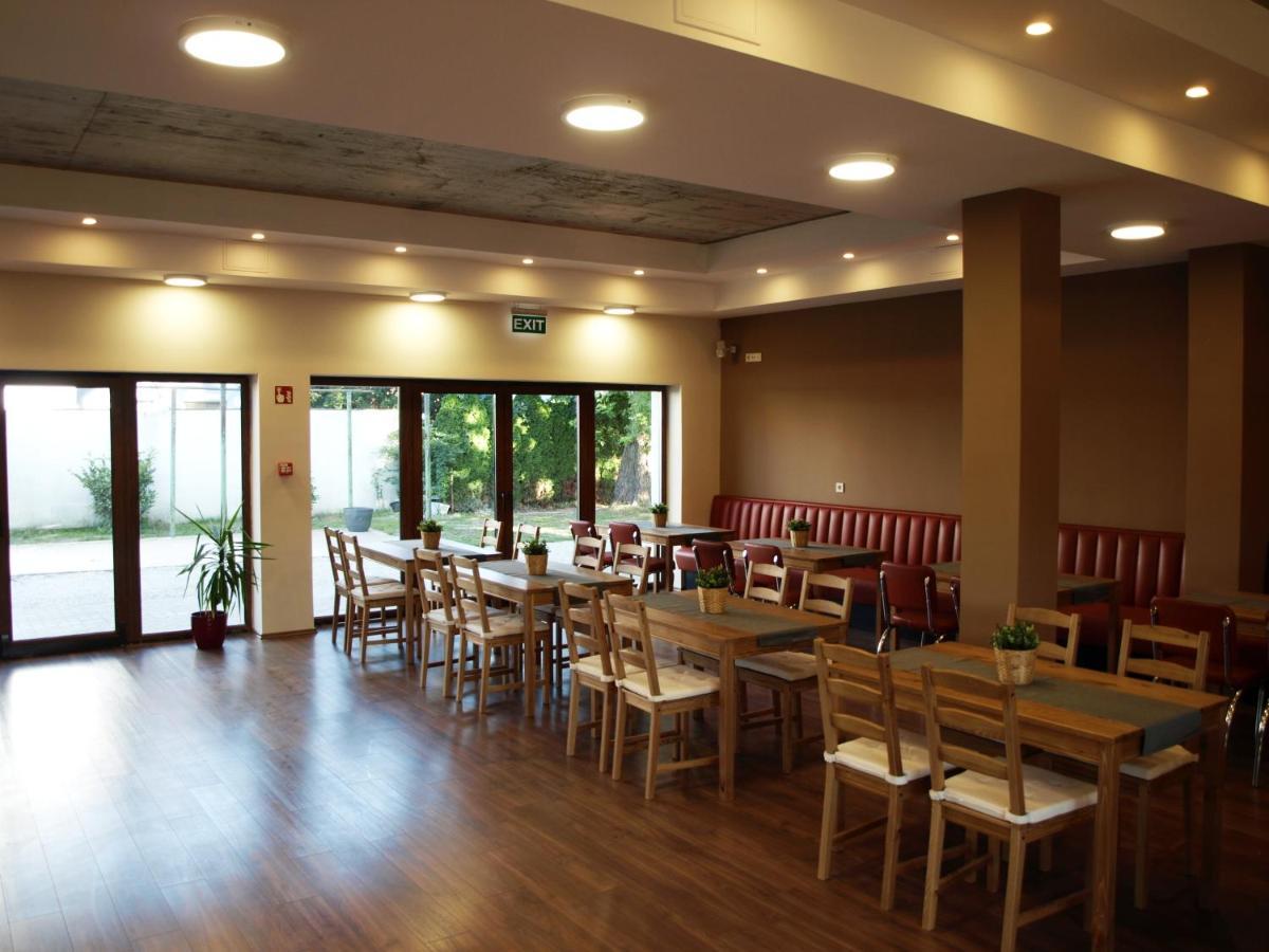 Garden Club Panzio Bed & Breakfast Balatonmáriafürdő Dış mekan fotoğraf