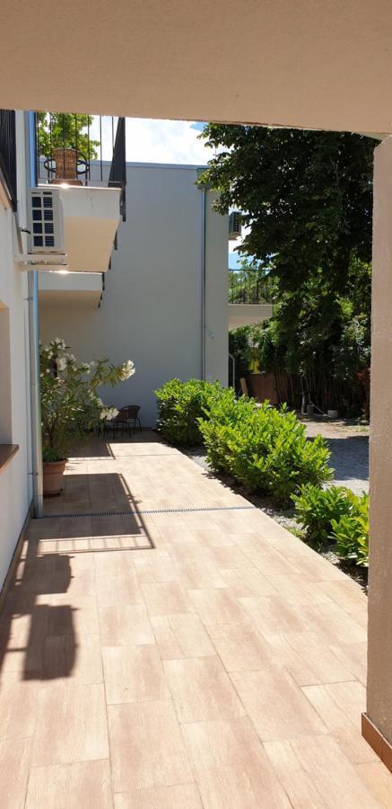 Garden Club Panzio Bed & Breakfast Balatonmáriafürdő Dış mekan fotoğraf
